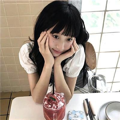 女佣